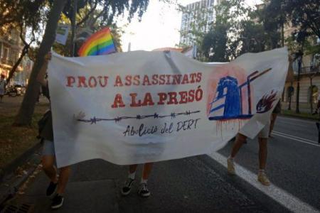 Uno de cada tres suicidios en cárceles catalanas se produce en celdas de aislamiento