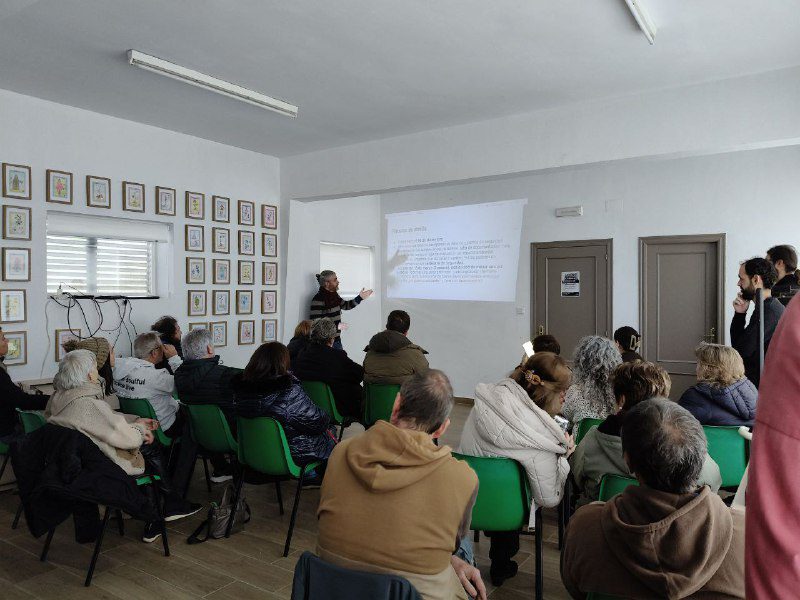 La Asamblea Abierta de Piélagos reúne a habitantes de distintas zonas de Cantabria en Barcenilla