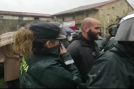 Ejecutado el desahucio de Gama y detenido Héctor