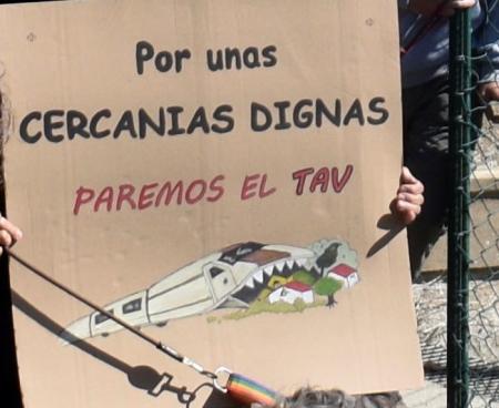 El 20 de abril nos movilizamos contra el tren de alta velocidad en Cantabria y Navarra