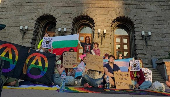 La comunidad LGBTQ+ de Bulgaria lucha por su existencia