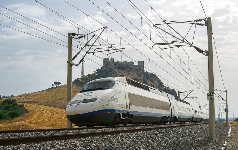 La quiebra del AVE: La macro-infraestructura más inútil