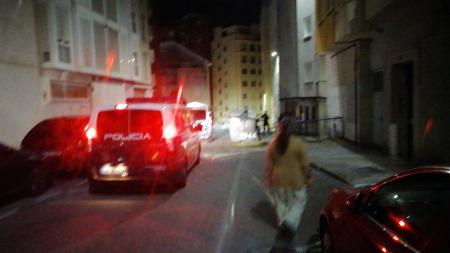 Desahucian a activista por la vivienda rompiendo la puerta del portal e identificando a compañerxs solidarixs