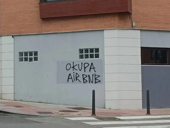 Cantabria No Se Vende denuncia una «plaga»: dos de cada tres pisos turísticos son ilegales