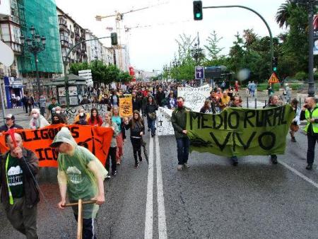 Nota de prensa de la manifestación de los colectivos vecinales afectados por los polígonos eólicos