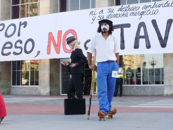 Sembrar oposición ante el Tren de Alta Velocidad  y su forma de entender el mundo