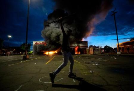 Minneapolis: ahora esta lucha tiene dos lados