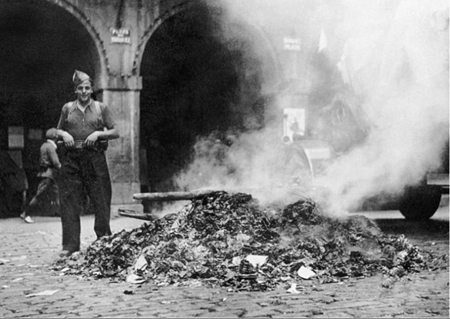 El bibliocausto en la España de Franco (1936-1939)