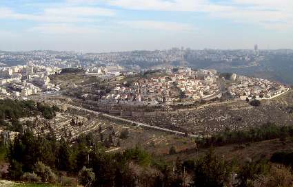 Airbnb y Booking desoyen a la ONU y ofertan alojamientos en tierras palestinas robadas