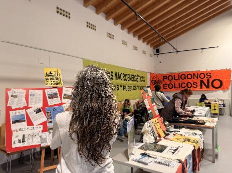 La Feria de Energía y Territorio de Son Gigantes reunió en Villaescusa a más de un centenar de personas en defensa de los territorios